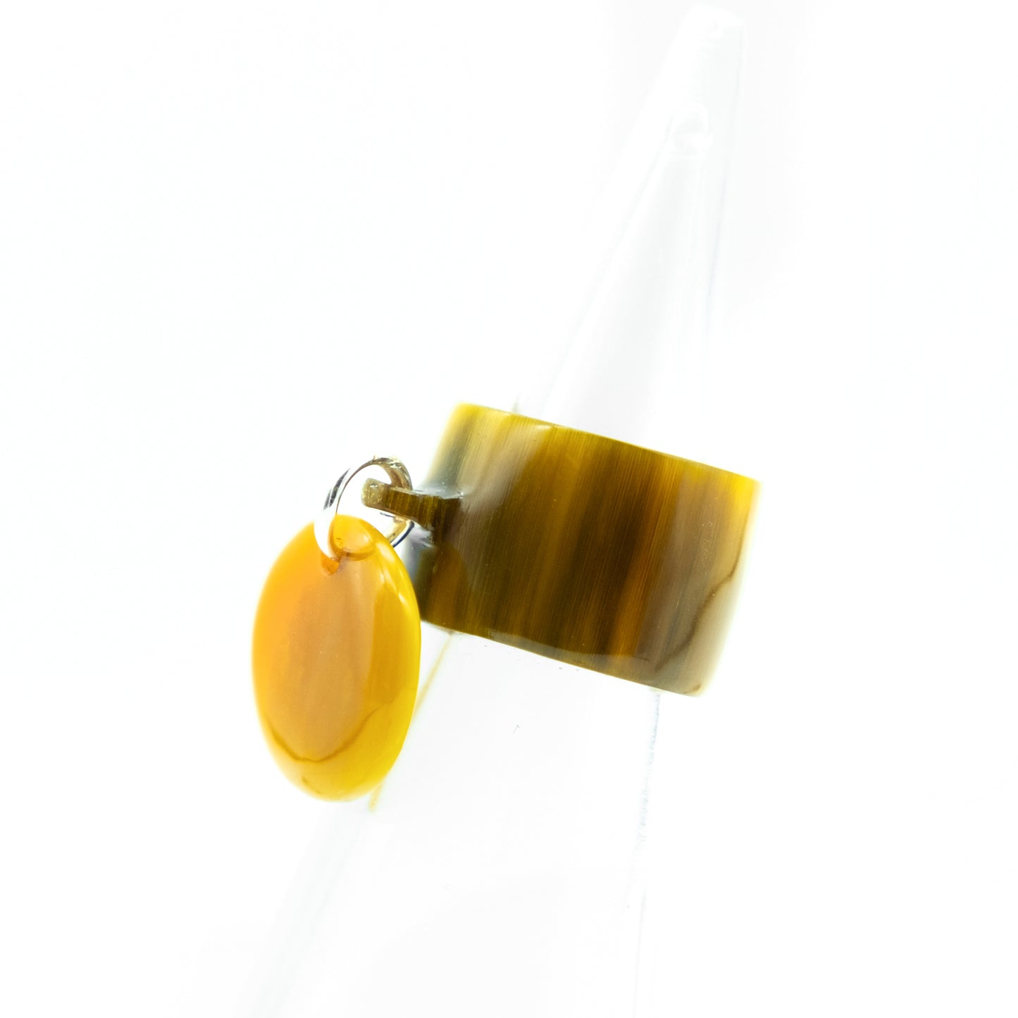 Bague large avec accessoire MDG