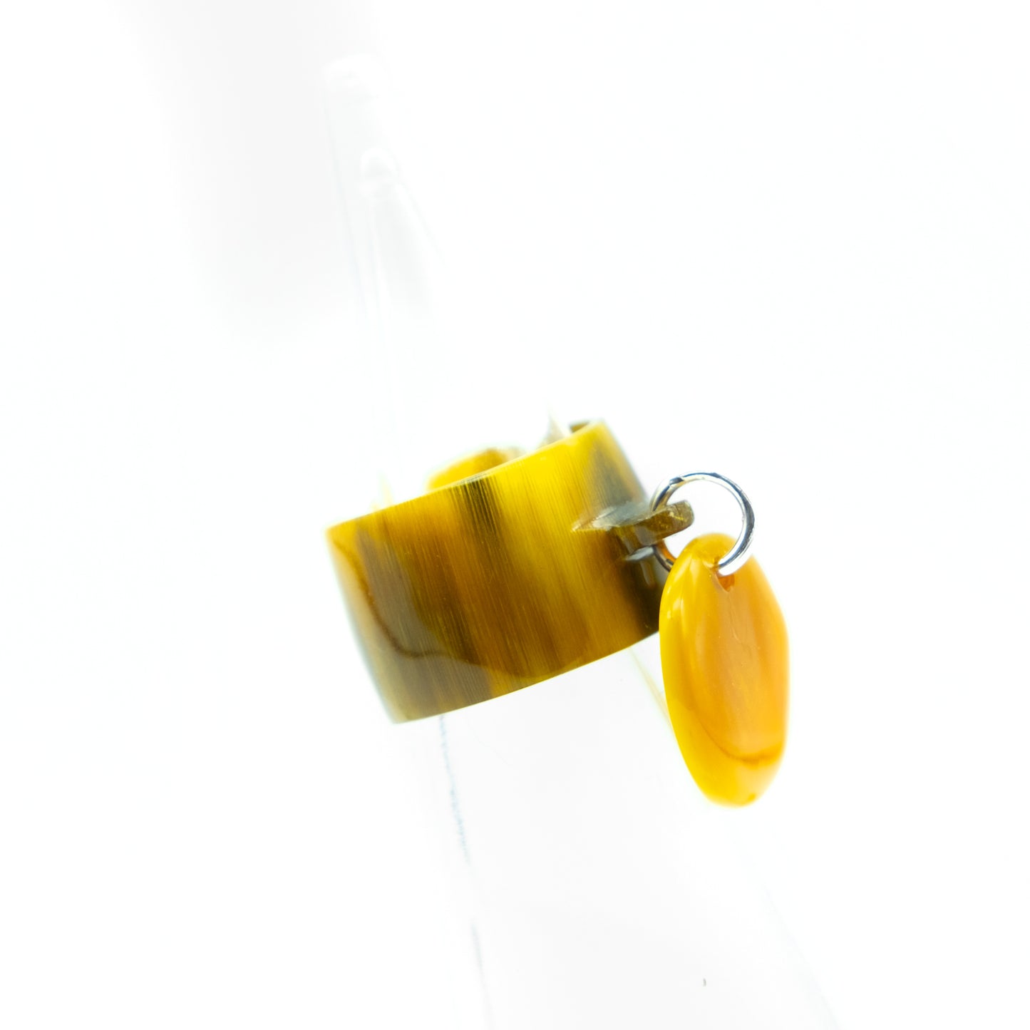 Bague large avec accessoire MDG