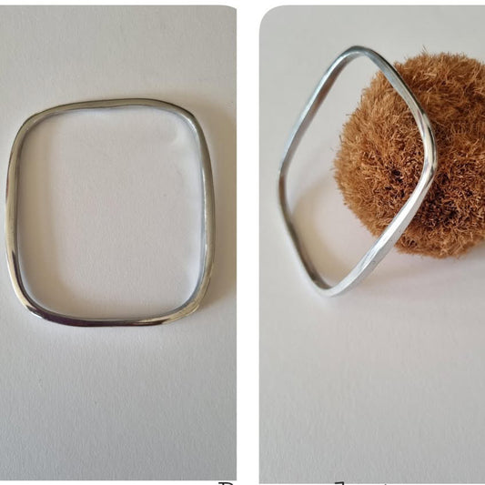 Bracelet simple carré EFAJORO