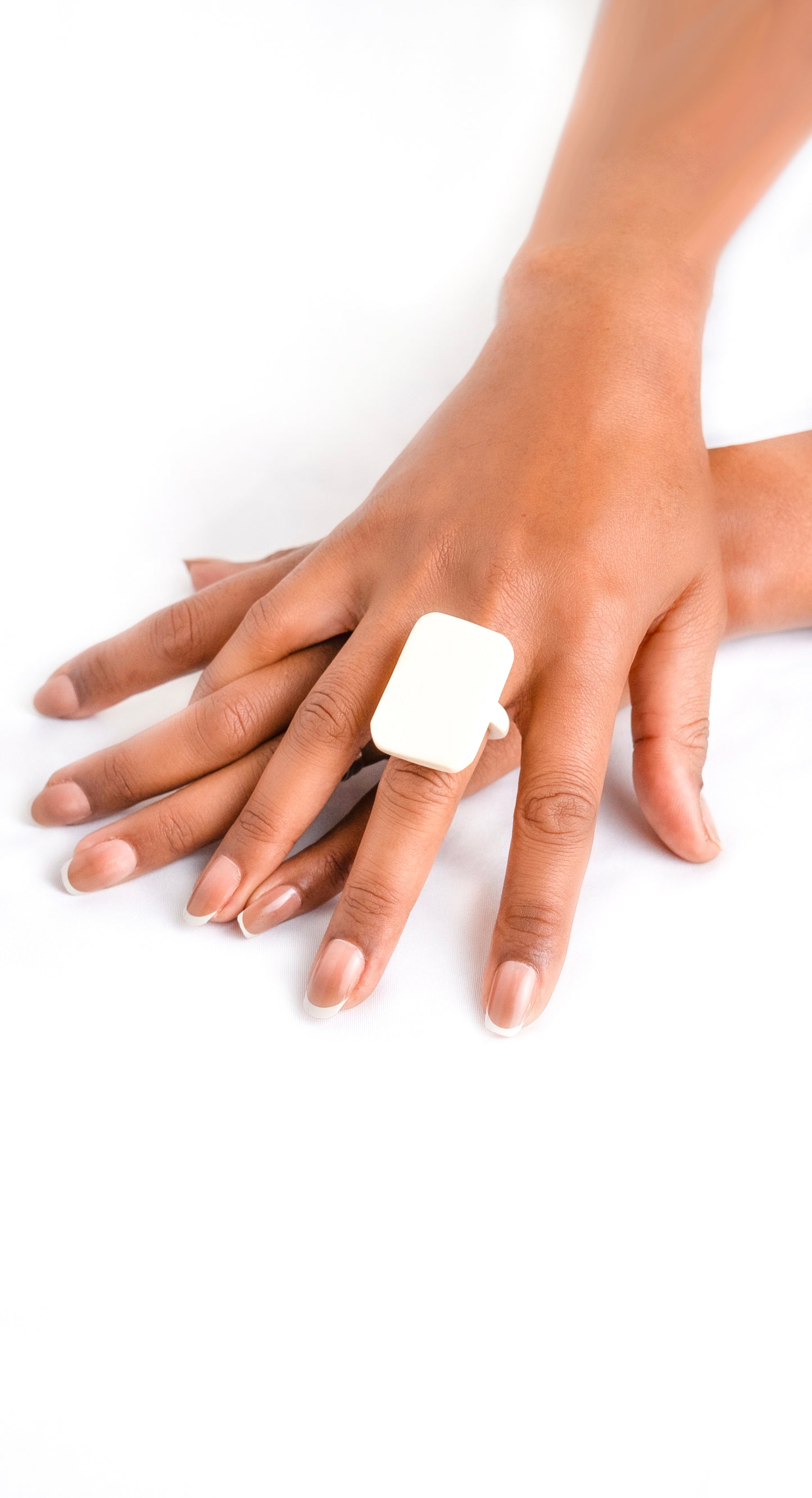 Bague en os carrée SAVA