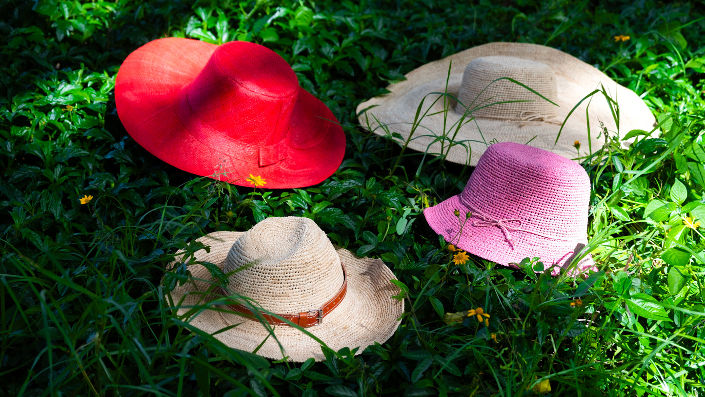 Chapeau avec noeud HIRA