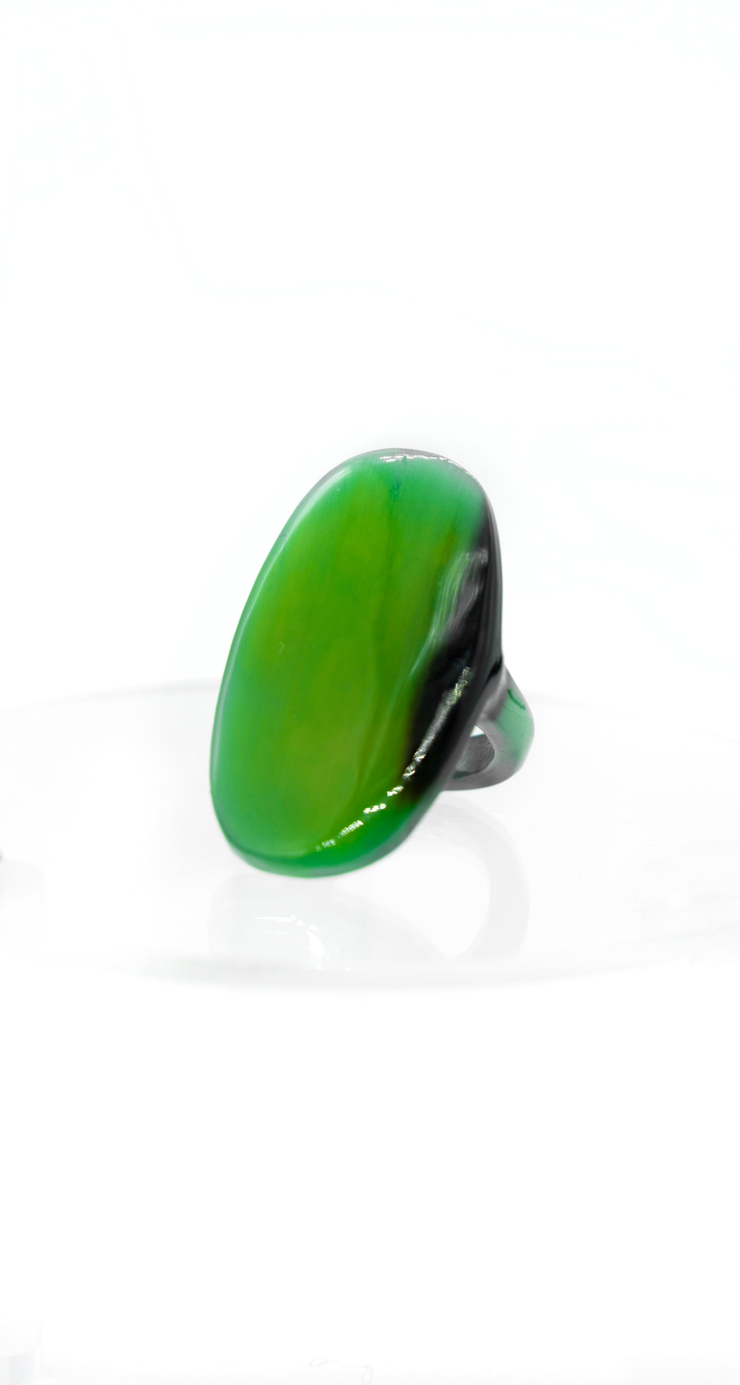Bague corne rectangle unie VATOVAVY